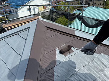 屋根中塗り