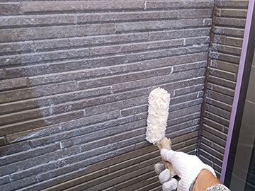 外壁：上塗り2回目