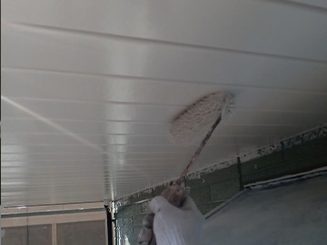 軒天井：上塗り