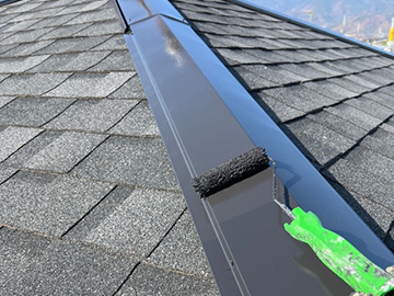 屋根板金：上塗り2回目